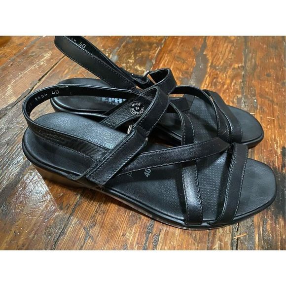 Mephisto black Womens halinka sandal, size 40 EU, size 9 W preloved - Picture 5 of 12